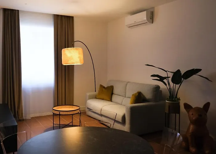 Aroma Apartment, Maschio Angioino-Porto Di Napoli